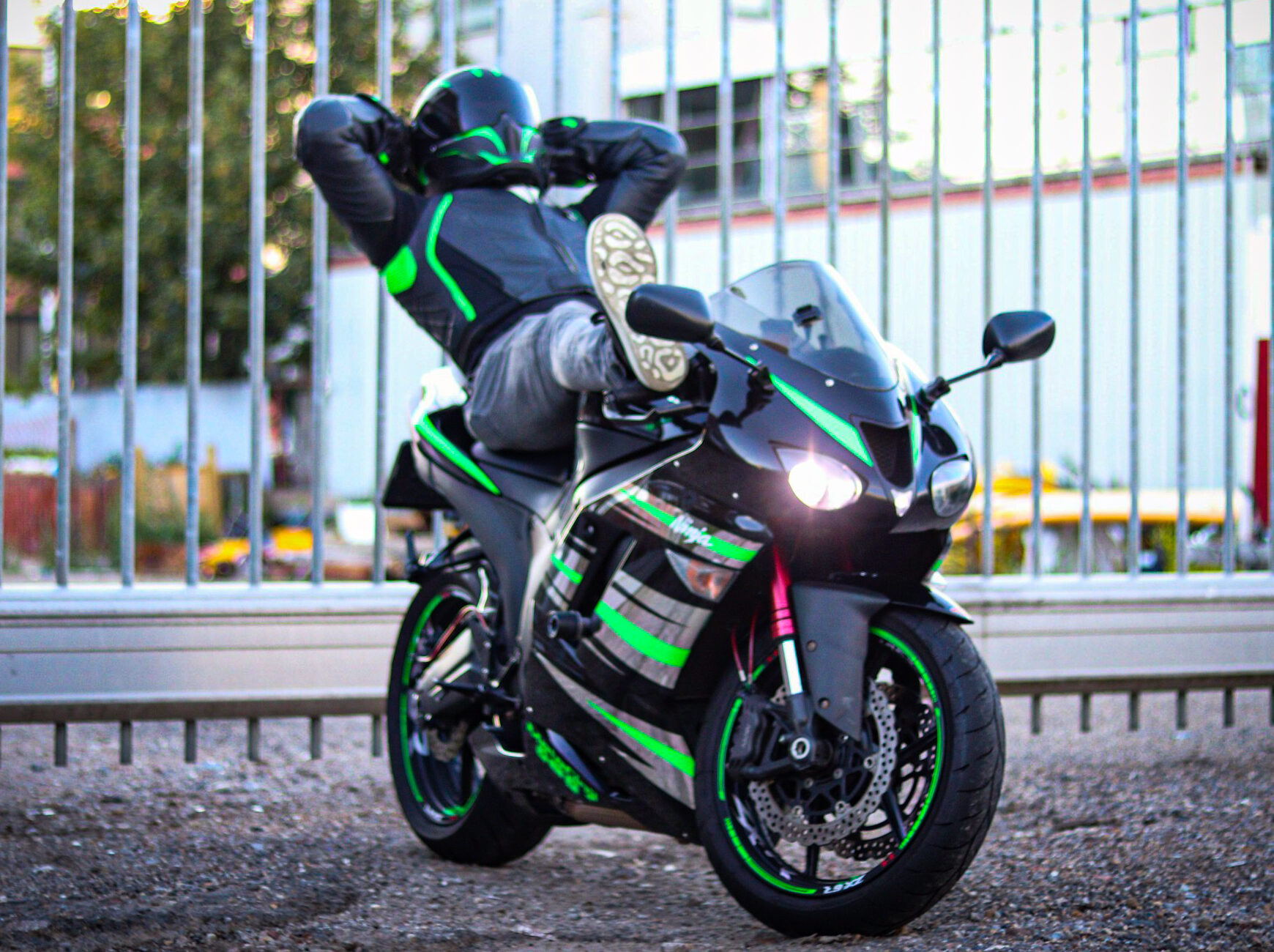 Afl. 033: Een echte snelle jongen op een Kawasaki Ninja: Motoginji